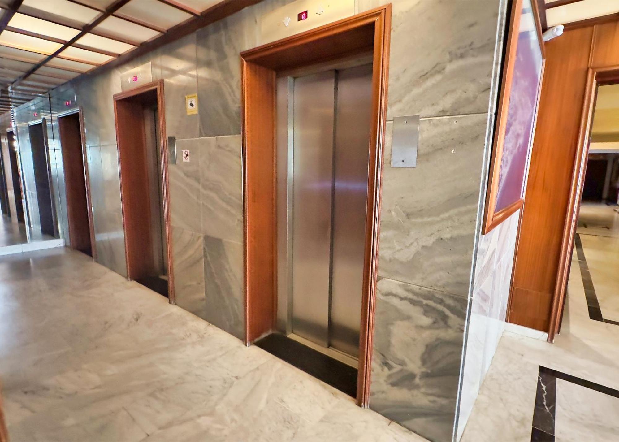 Mediterraneo 508. Fantastic Studio On The Beachfront With Sea Views. Marbella Ngoại thất bức ảnh