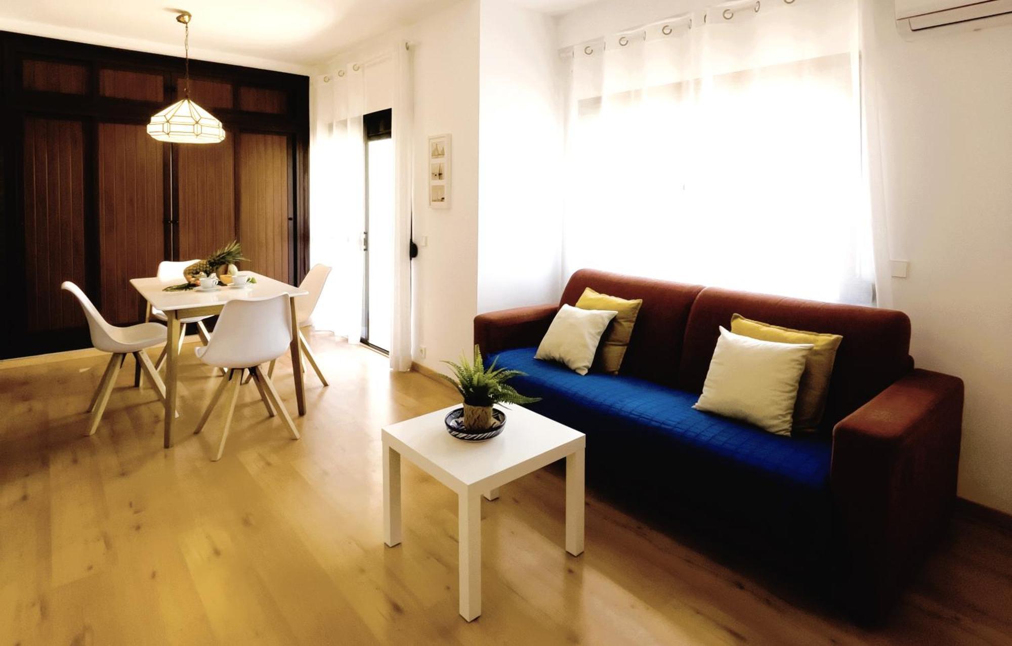 Mediterraneo 508. Fantastic Studio On The Beachfront With Sea Views. Marbella Ngoại thất bức ảnh