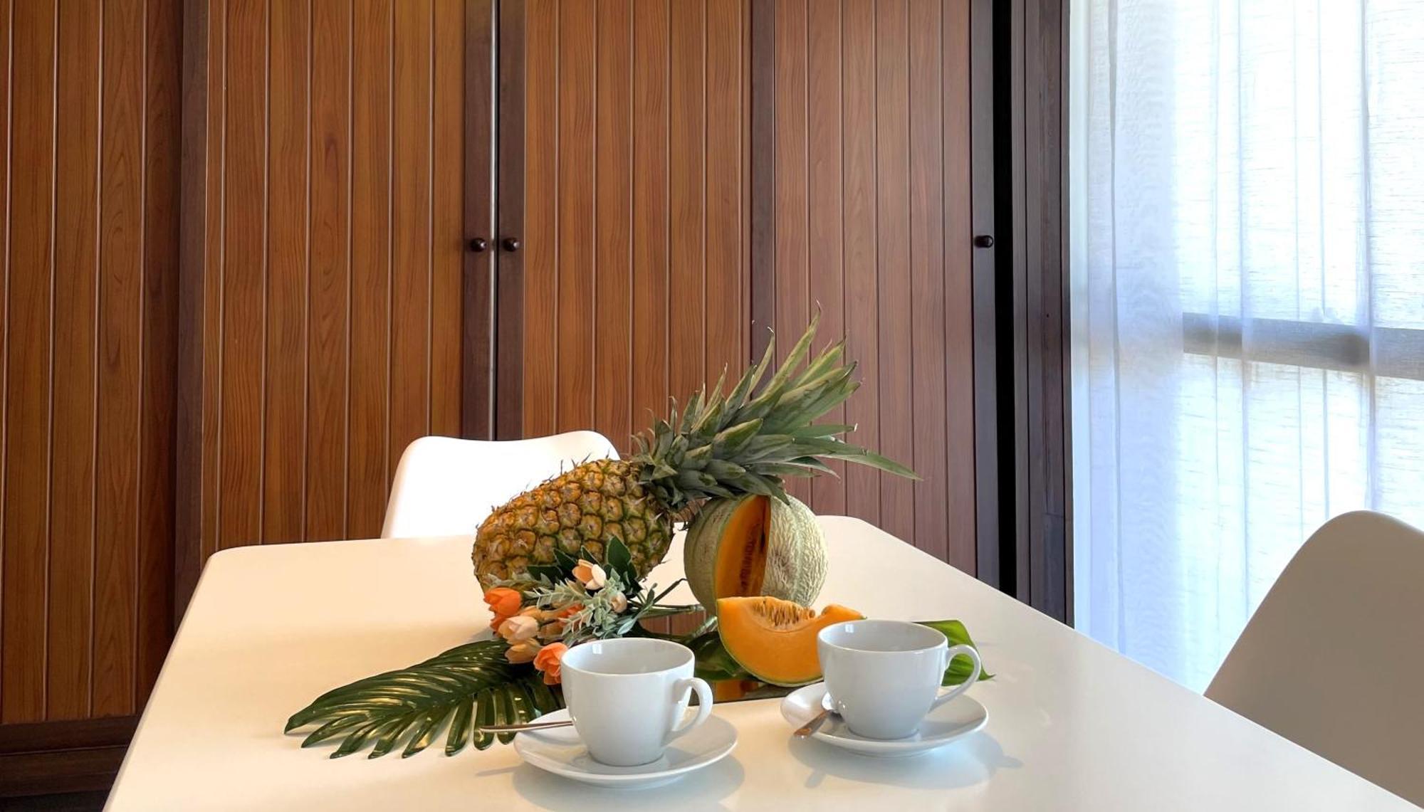 Mediterraneo 508. Fantastic Studio On The Beachfront With Sea Views. Marbella Ngoại thất bức ảnh